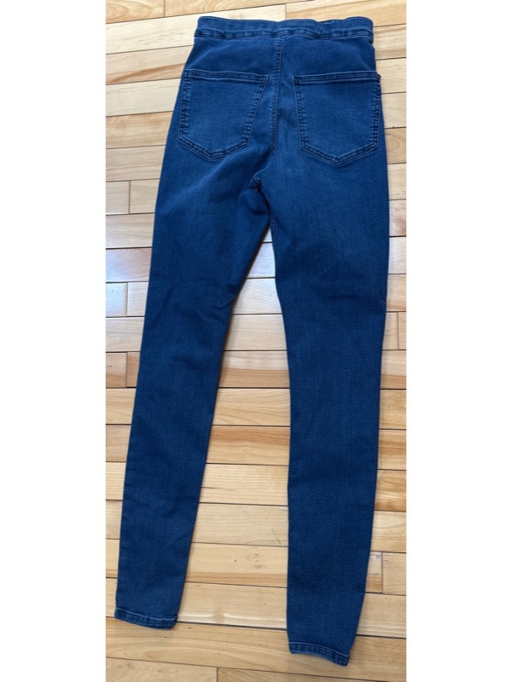 Joni Jeans With Super Rips - Picture 4 of 5